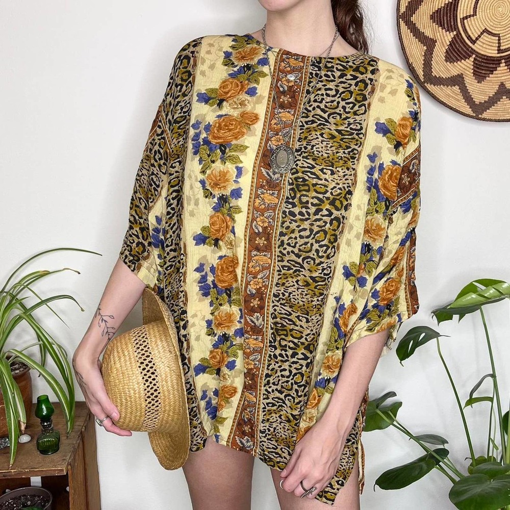 Vintage Floral T-shirt Cheetah Print Striped Rayon Waves Large